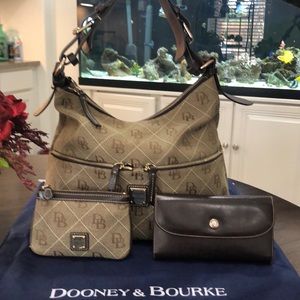 Dooney & Bourke Hobo